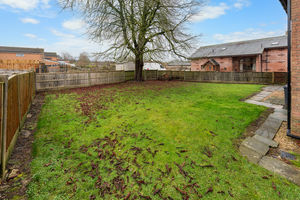 Photo 32- click for photo gallery